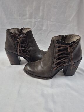 Freebird by Steven Brook Brown Leather Lace Up Ankle Zip Boots Size 9